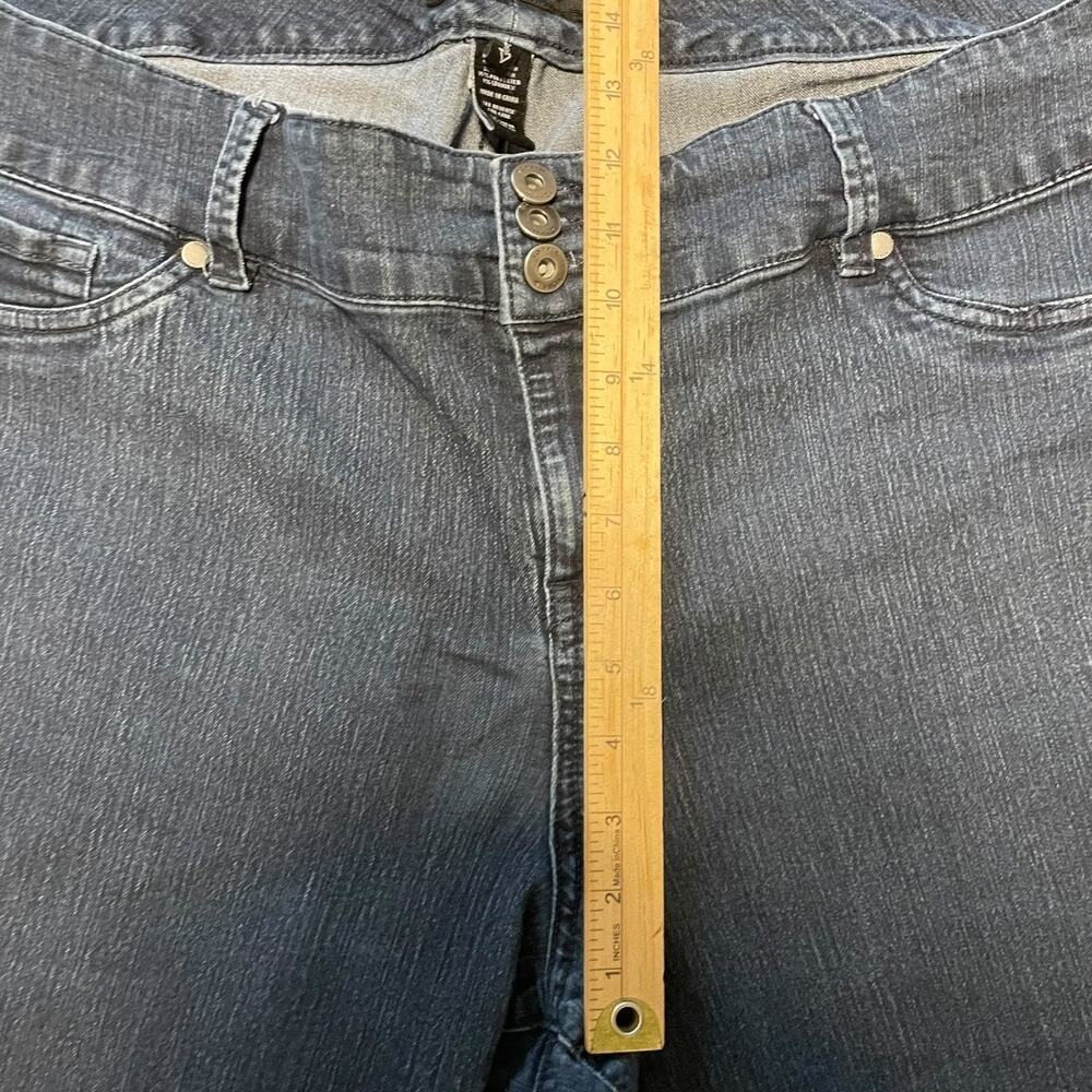 Torrid Plus Size High Rise Skinny Jeans Sz 26S - Picture 4 of 6